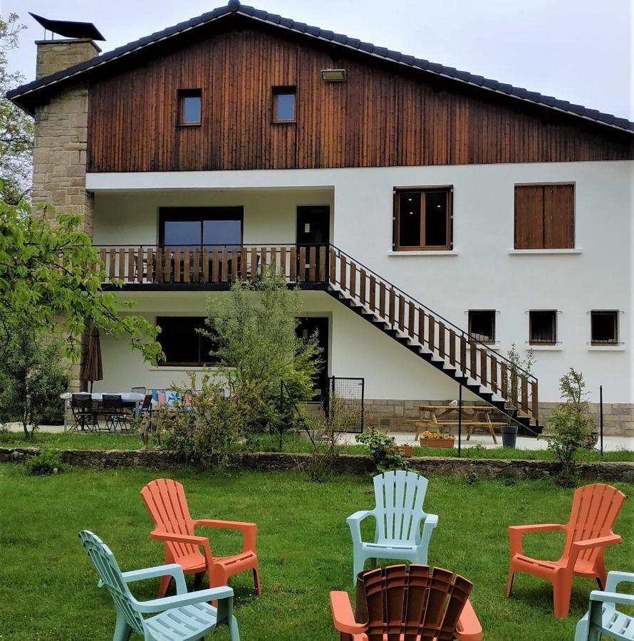 Maison d'hotes et Gîte près de Saint Girons - Le Jardin de Moulis Extérieur photo