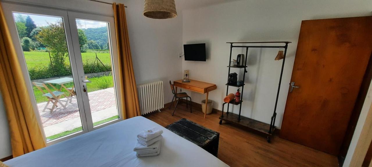 Maison d'hotes et Gîte près de Saint Girons - Le Jardin de Moulis Extérieur photo