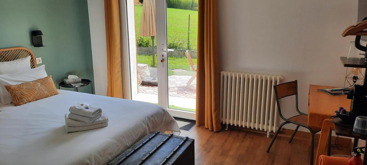 Maison d'hotes et Gîte près de Saint Girons - Le Jardin de Moulis Extérieur photo