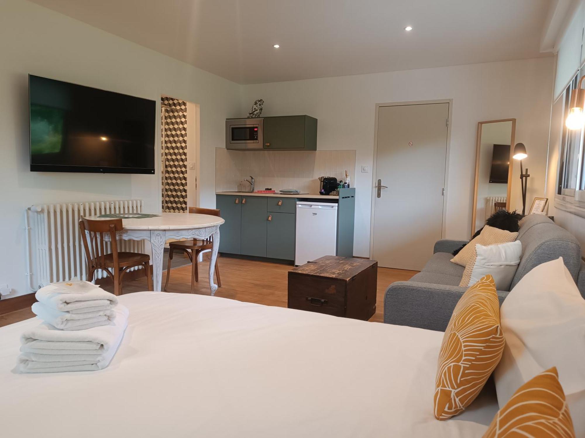 Maison d'hotes et Gîte près de Saint Girons - Le Jardin de Moulis Extérieur photo