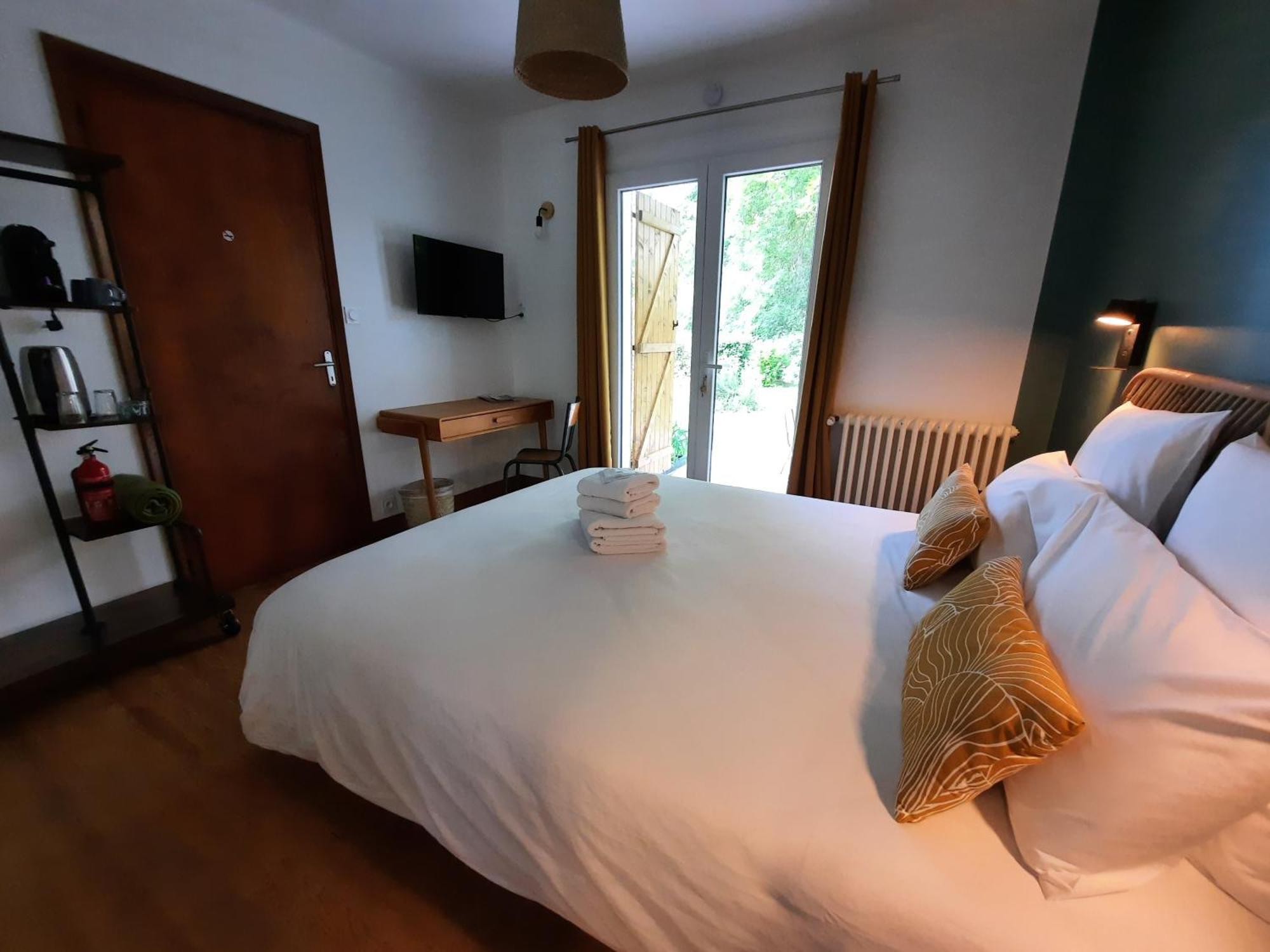 Maison d'hotes et Gîte près de Saint Girons - Le Jardin de Moulis Extérieur photo
