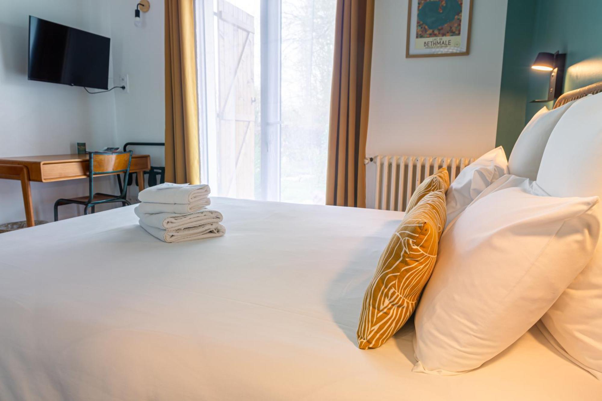Maison d'hotes et Gîte près de Saint Girons - Le Jardin de Moulis Extérieur photo